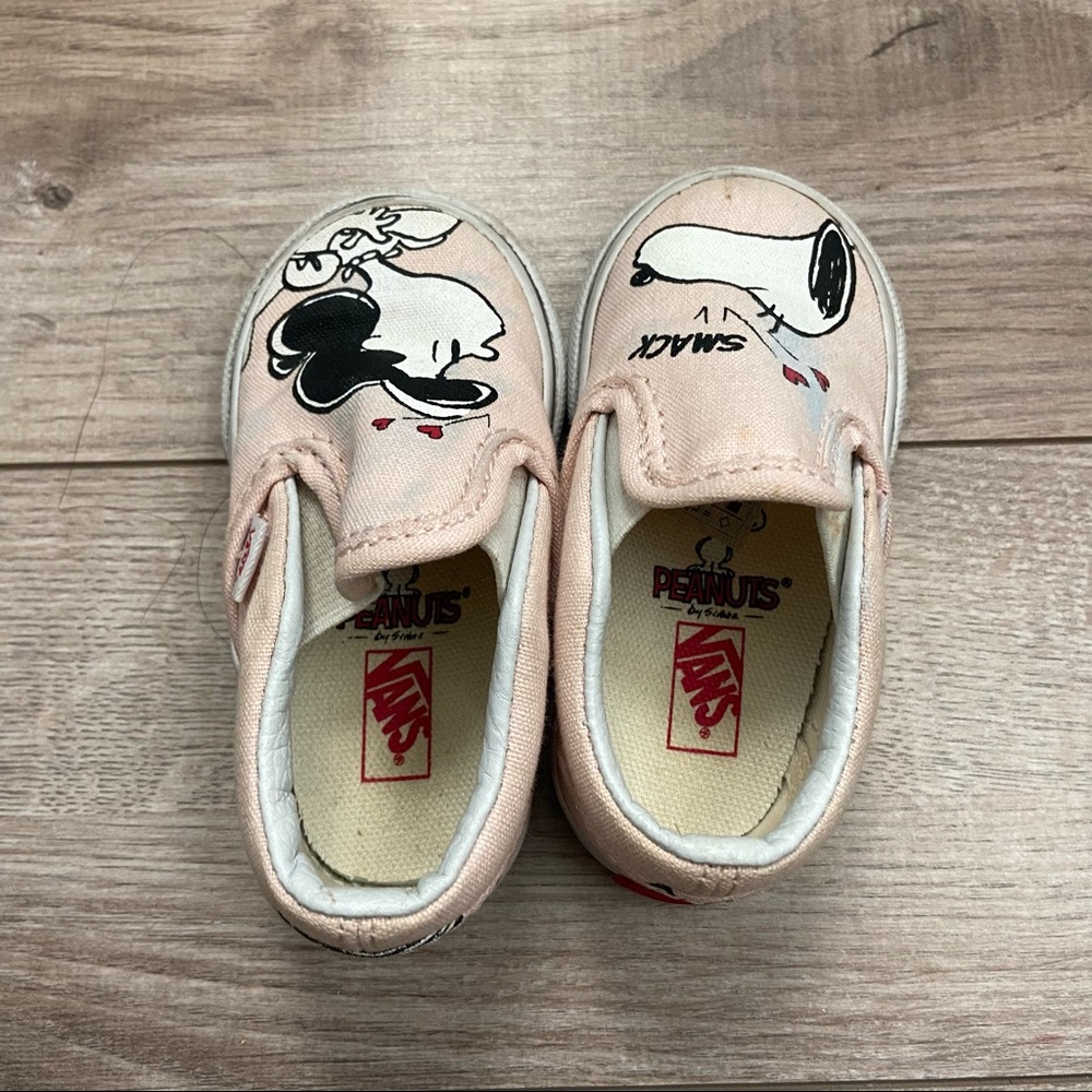 Vans x Peanuts Collab - Size 4 toddler